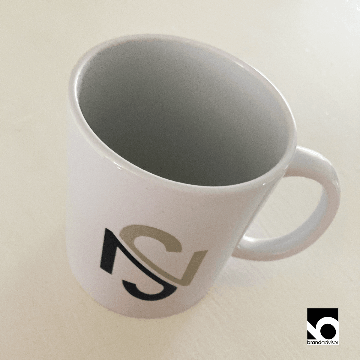 Krus med logo