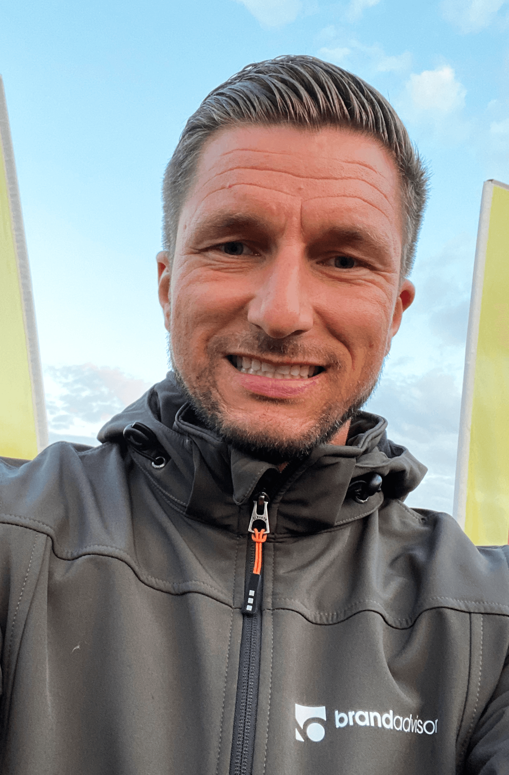 Kontakt Nikolaj