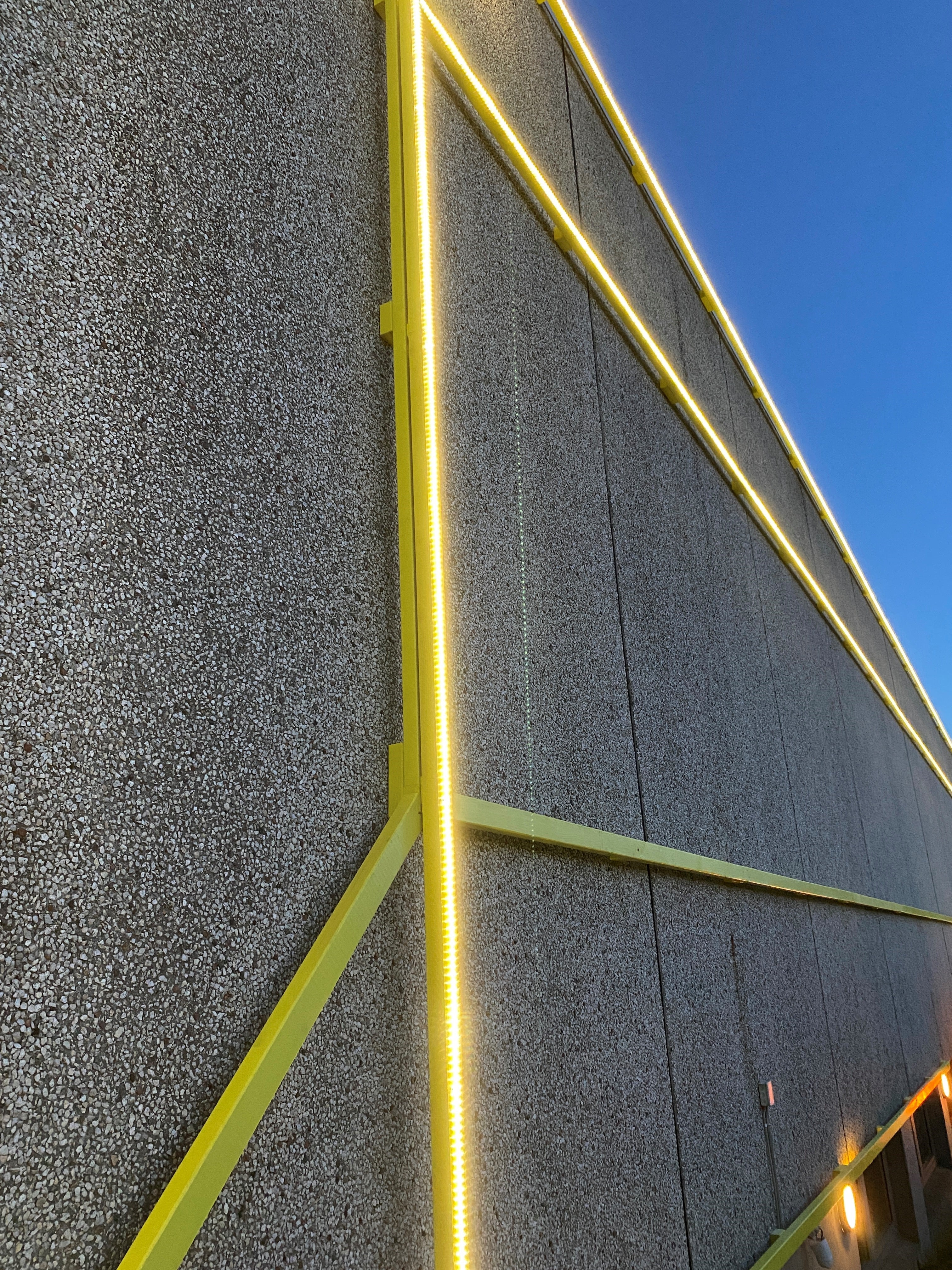 Facadeskilt med LED Facadeskilt med LED